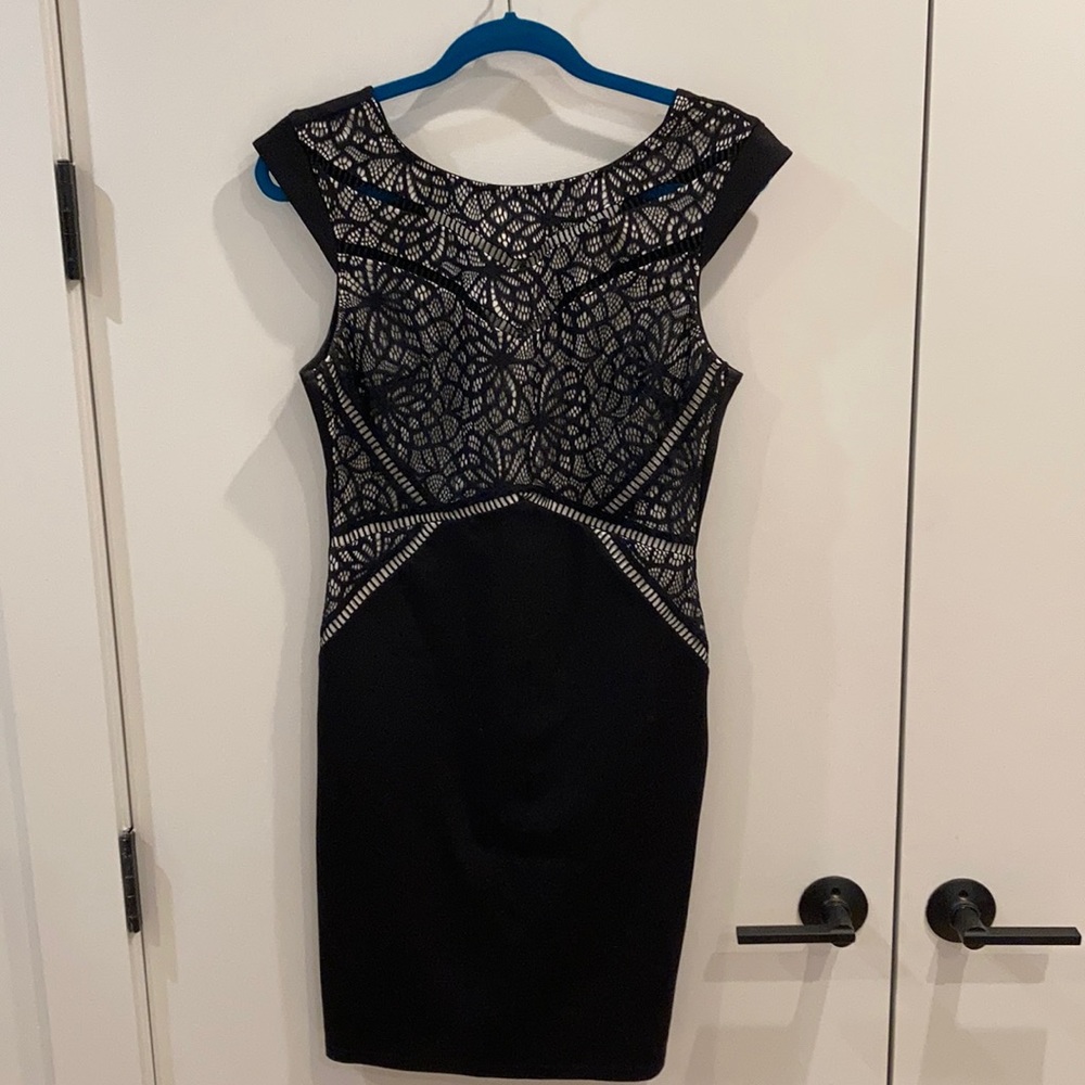 Little black dress you’ve been waiting for! 😍